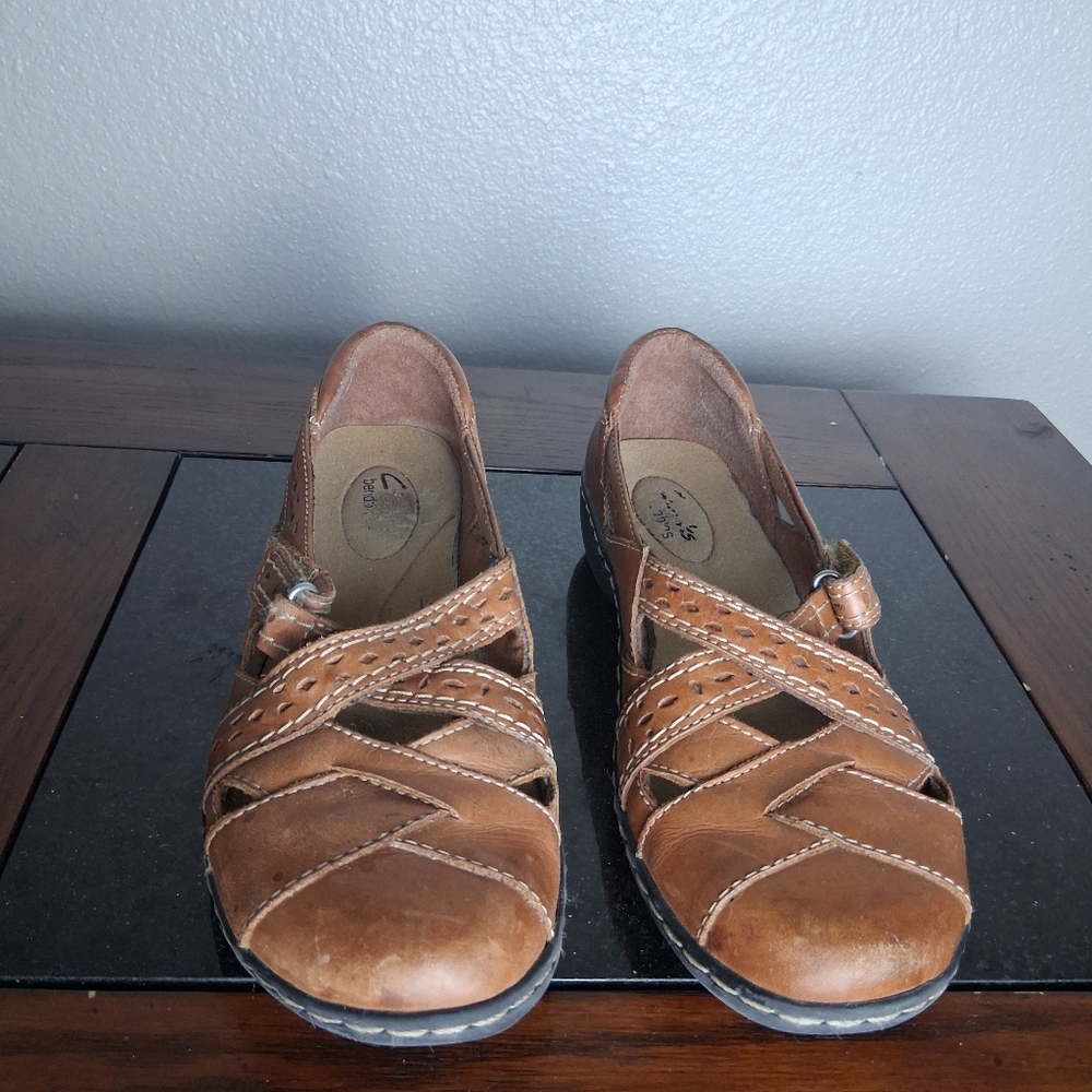 Clarks Bendables Womens Loafers Cross Top Detail Size 7